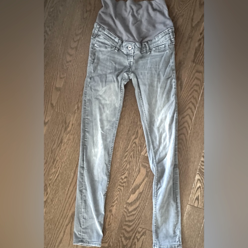 H&M Maternity Jeans